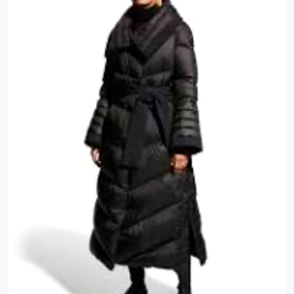 ISO sold out postcard papais coat please help me find :-)